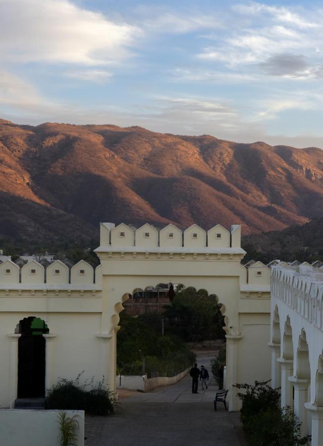 Gulaab Niwaas Palace Puskár Kültér fotó